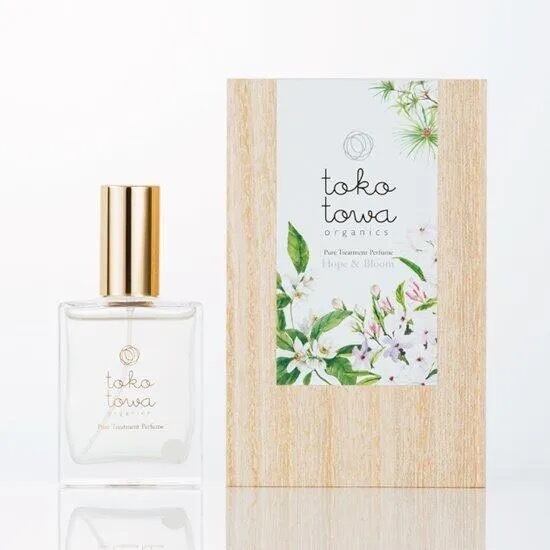 オーガニック香水 ピュアトリートメントパフューム 25ml ホワイト 〜ネロリとジャスミン、日本の高野槇の香り〜 天然石ホワイトジェイド入り